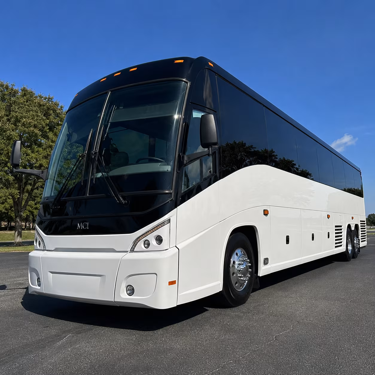 charter bus transfers to barker hangar and santa monica corporate event venues